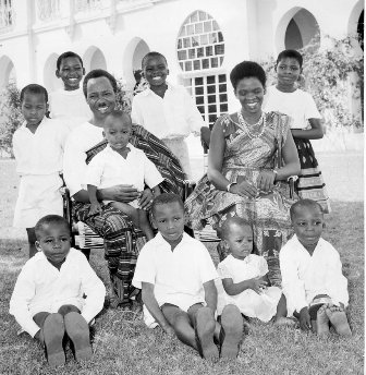 family_nyerere.[1].jpg