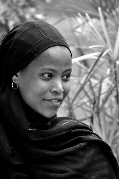 african-woman-black-and-white.jpg