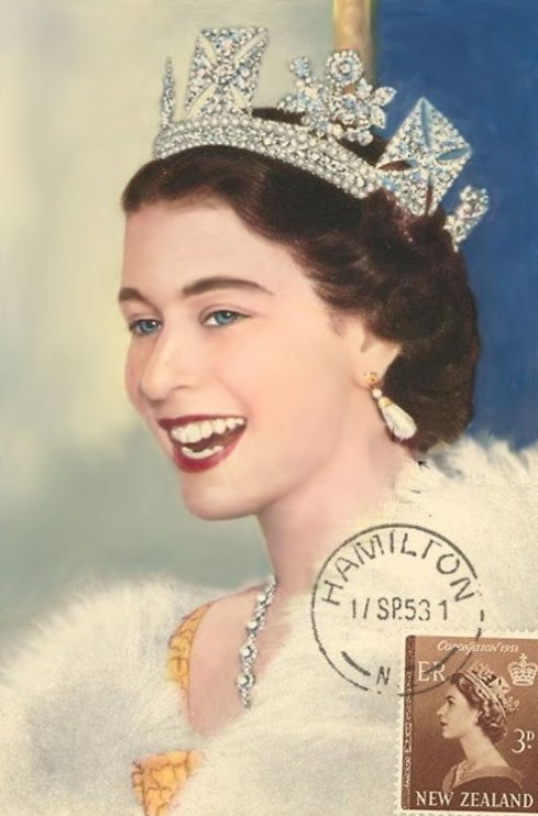 queen_elizabeth_ii_young_26.jpeg