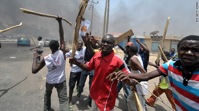 t1larg.nigeria.vote.riots.jpg