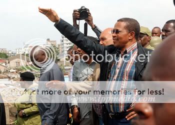 kikwete-waathirika.jpg