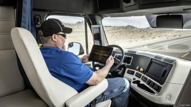 150519175405__daimler_truck_self_driving_2_624x351_daimler.jpg