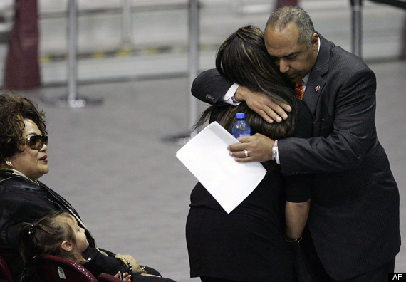 MARVIN-LEWIS-CHRIS-HENRY-FUNERAL.jpg