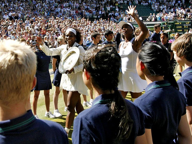 Serena-Venus-Williams-Champion-Wimbledon-2009_2325421.jpg