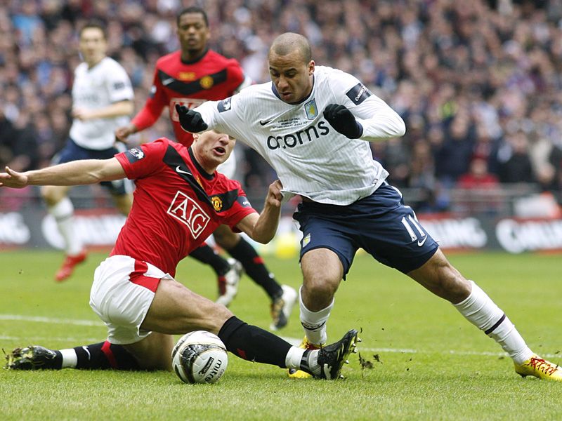 Gabriel-Agbonlahor-Aston-Villa-Carling-Cup-Fi_2425535.jpg