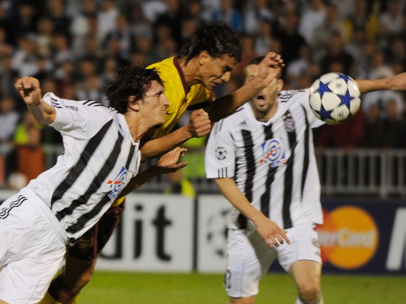 Marouane-Chamakh-goal-v-Partizan_2508843.jpg