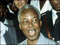 _39194324_nyerere-ap-203body.jpg