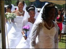 _46502876_bridesinorder.jpg