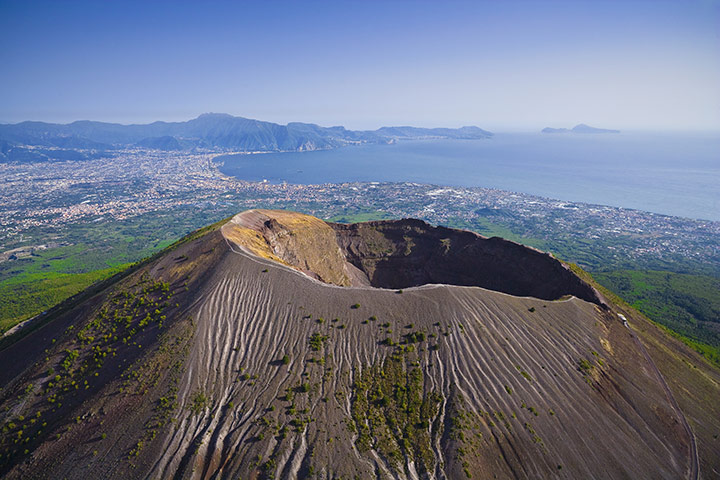 Crater-of-volcanic-Mount--021.jpg