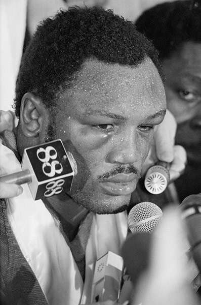 Puffy-eyed-Joe-Frazier-ta-016.jpg