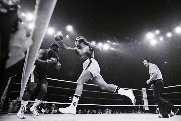 Muhammad-Ali-lunges-at-Jo-019.jpg