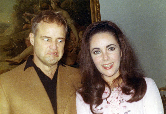 Marlon-Brando--Elizabeth--002.jpg