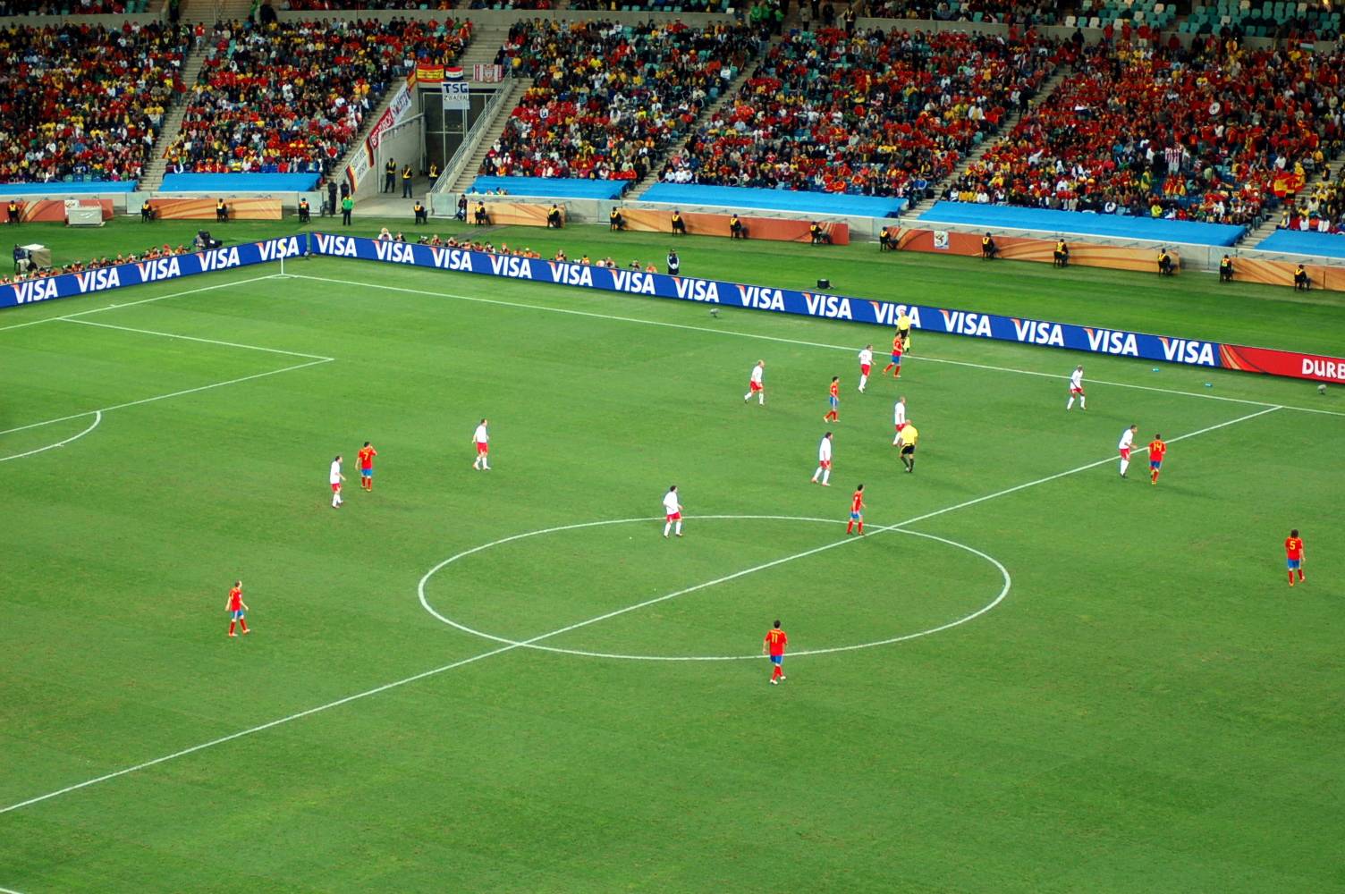 FIFA_World_Cup_2010_Spain_Switzerland_midfield.jpg
