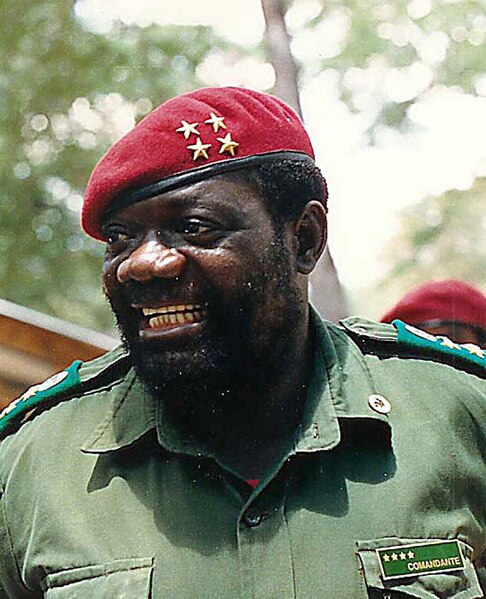 486px-Jonas_Savimbi.jpg