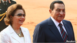 110517113104_hosni_mubarak_r_and_his_wife_suzanne__304x171_reuters.jpg