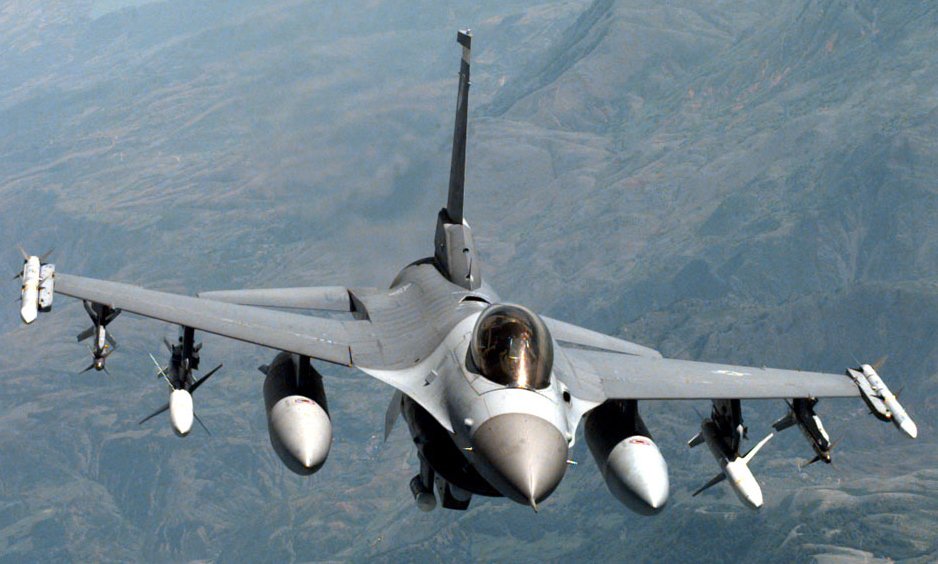 f-16c-19990601-f-0073c-005.jpg