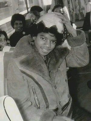 michael-jackson-376.jpg