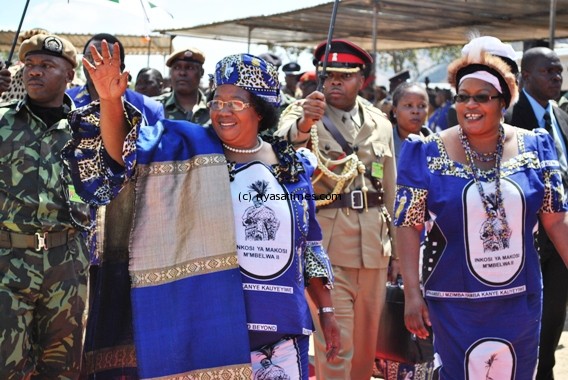 President-Banda-arriving-at-the-function.jpg