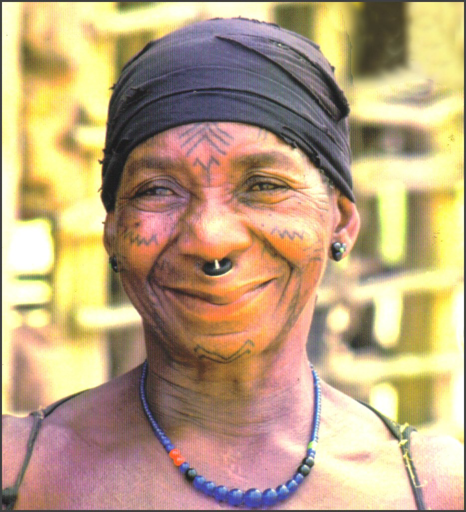 Makonde_woman.jpg