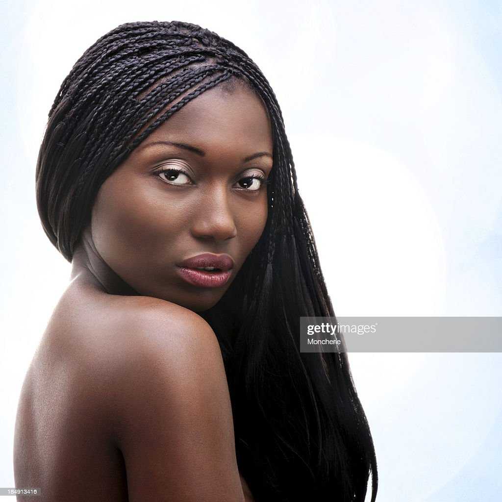 beautiful-african-woman-picture-id184913416