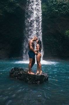 2a340ab9f87916db4668fb98f006bf05.jpg