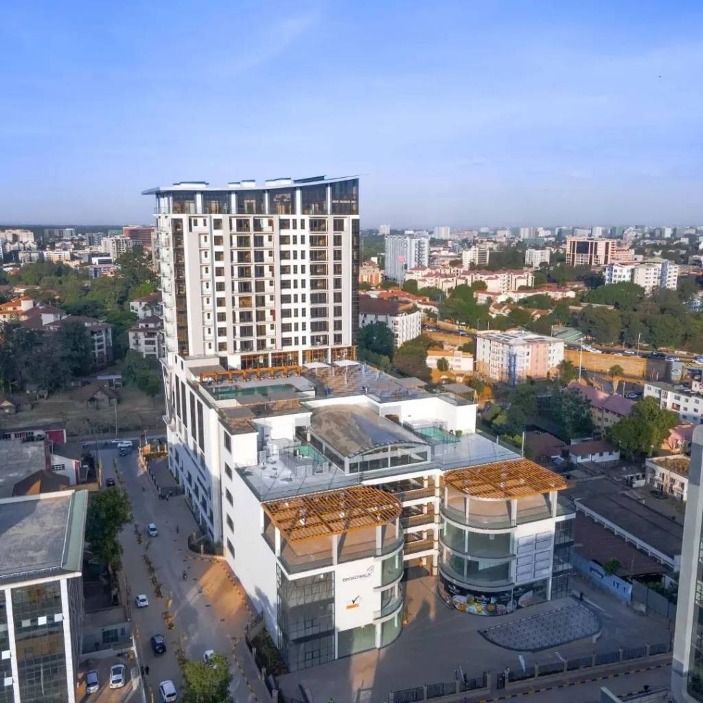 broadwalk_residency_1676923272991968.jpg