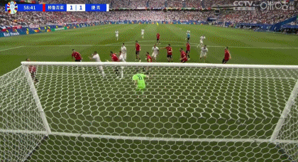 CgAGVWZ23piACe_VAHIPQDYefO8319.gif