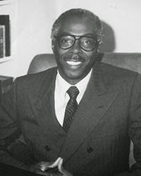 EARLE SEATON POTRAIT.jpeg