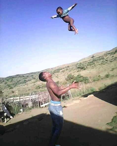FB_IMG_15815082012450008.jpg
