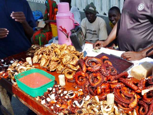 Fish Market in Dar es salaam.jpg