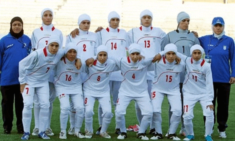 iran-women-football.gif