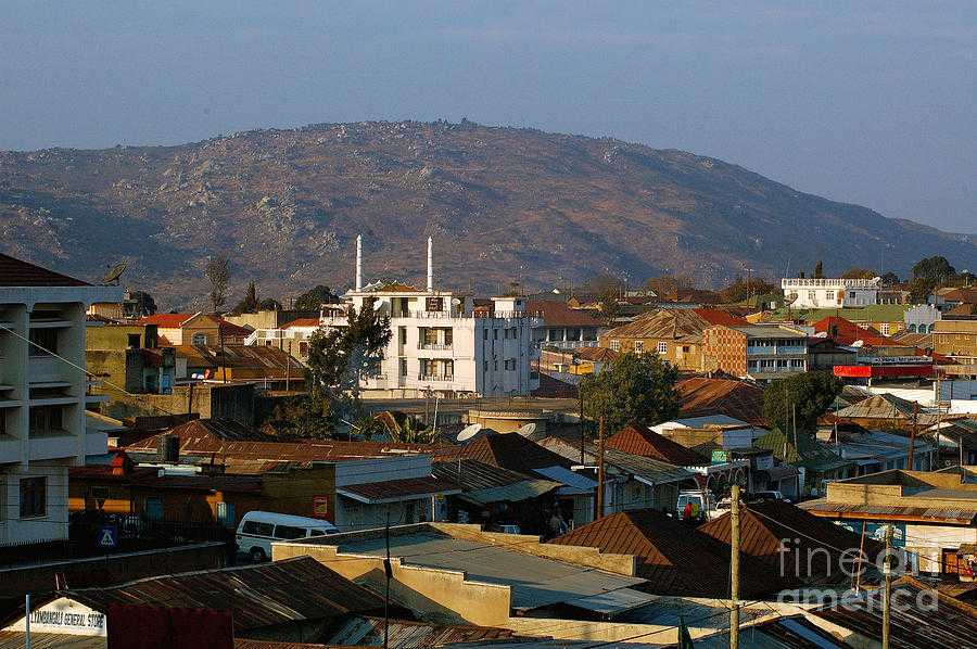 iringa-town-by-morning-morris-keyonzo.jpg