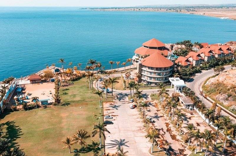 malaika-beach-resort (1).jpg