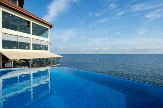 malaika-beach-resort.jpg