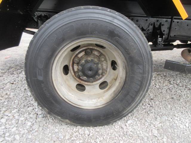 MT274076-37.jpg