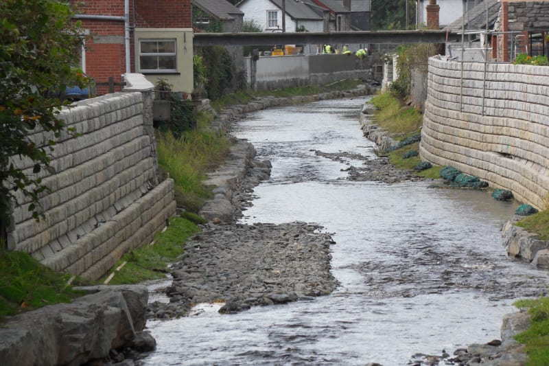 redi-rock-tregaron.jpg