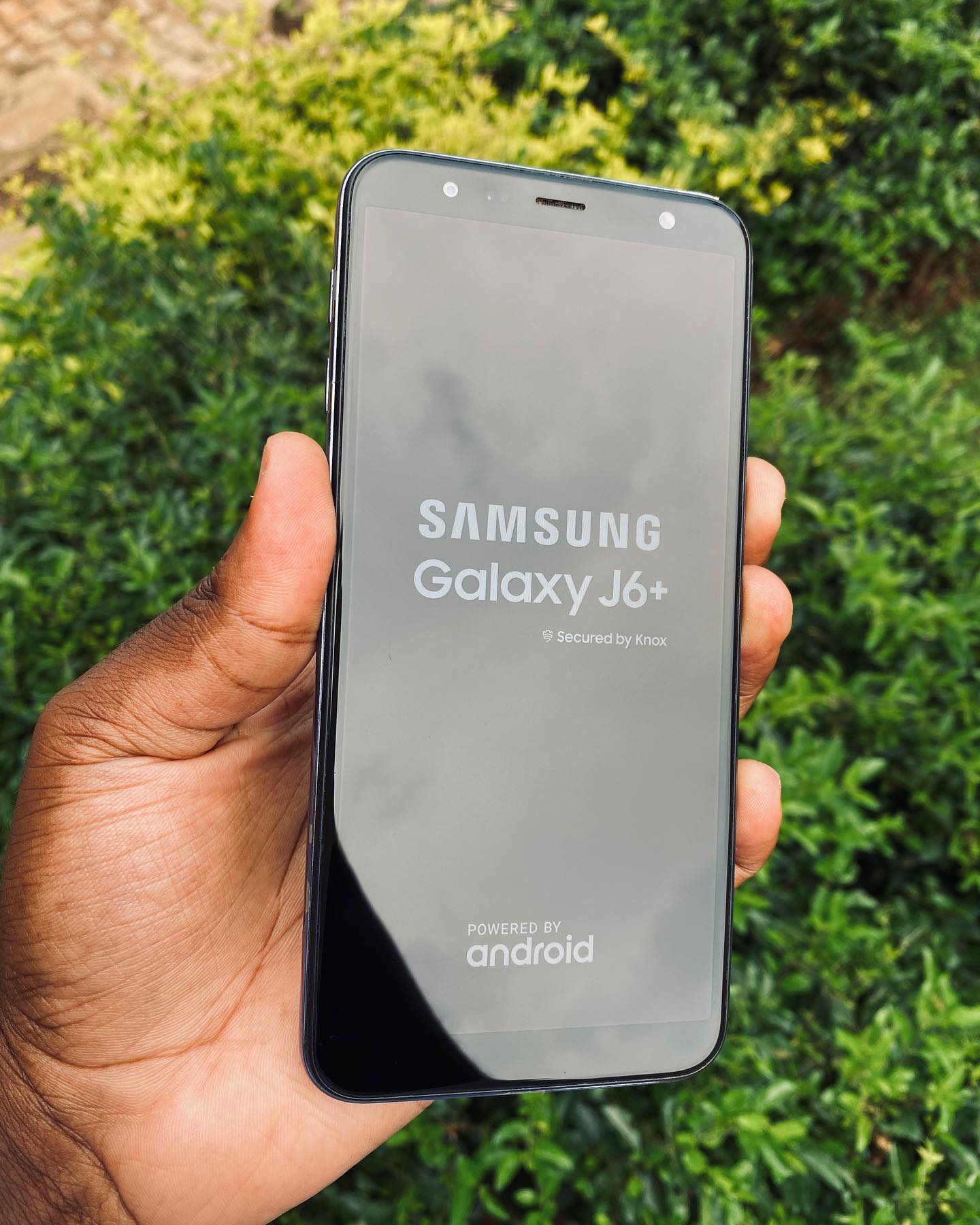 Samsung_Galaxy_J6+.jpg
