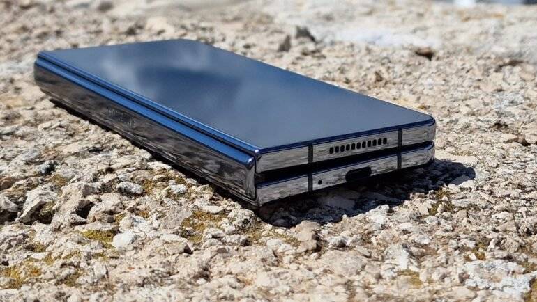Samsung_GalaxyZFold4_TOP-770x434.jpg