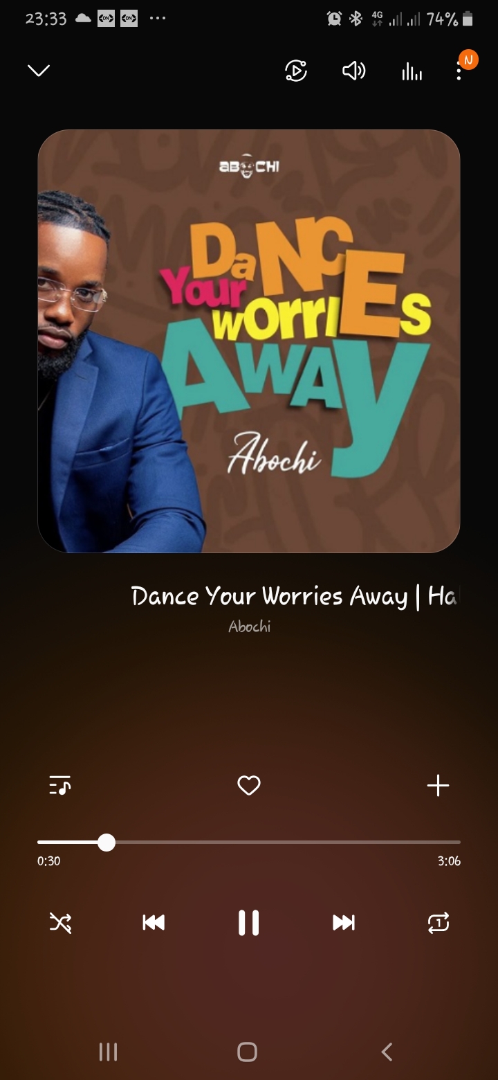 Screenshot_20220424-233328_Samsung Music.jpg