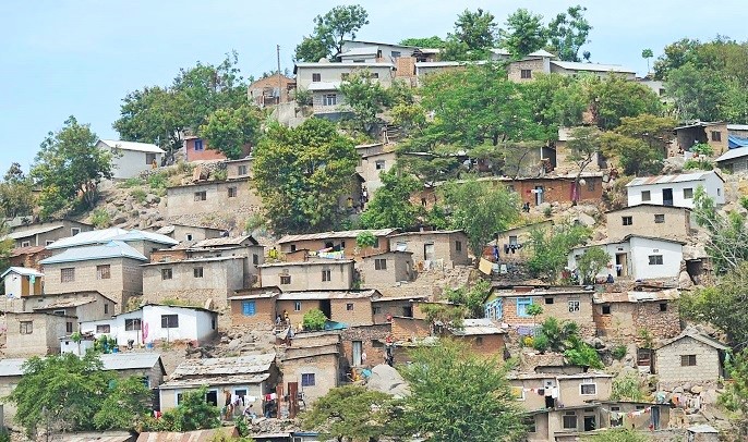 slum tourism mwanza 1.jpg