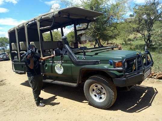 Tanzania-e-vehicle 1.jpg