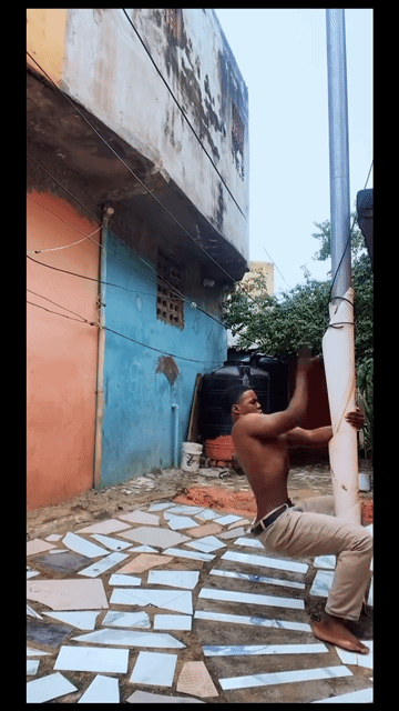 tuerny_5ab5b2f9db1043dd863b10fabe344e85_1.gif