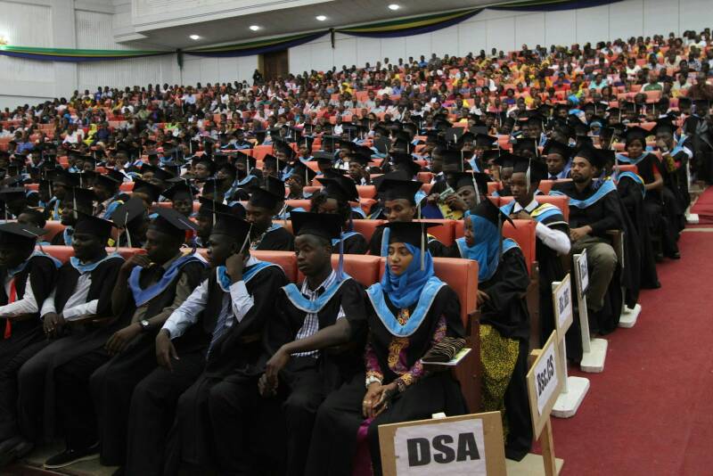WAKITIMU WA MAHAFALI YA SABA YA UDOM.jpg