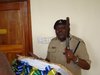 Rpc Ng'oboko akionesha siraha.JPG