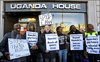 091218102329_uganda_house_bbc_466.jpg