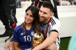 lionel-messi-family-world-cup-win.jpg