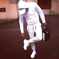 larry vinixe macknam