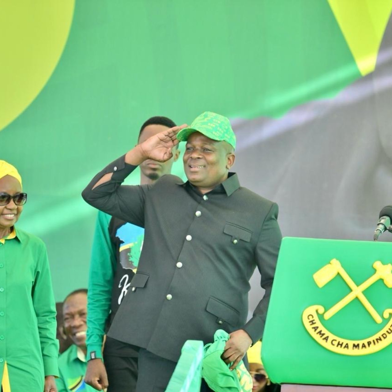 Ezekiel Wenje ajiondoa CHADEMA na kujiunga rasmi na CCM