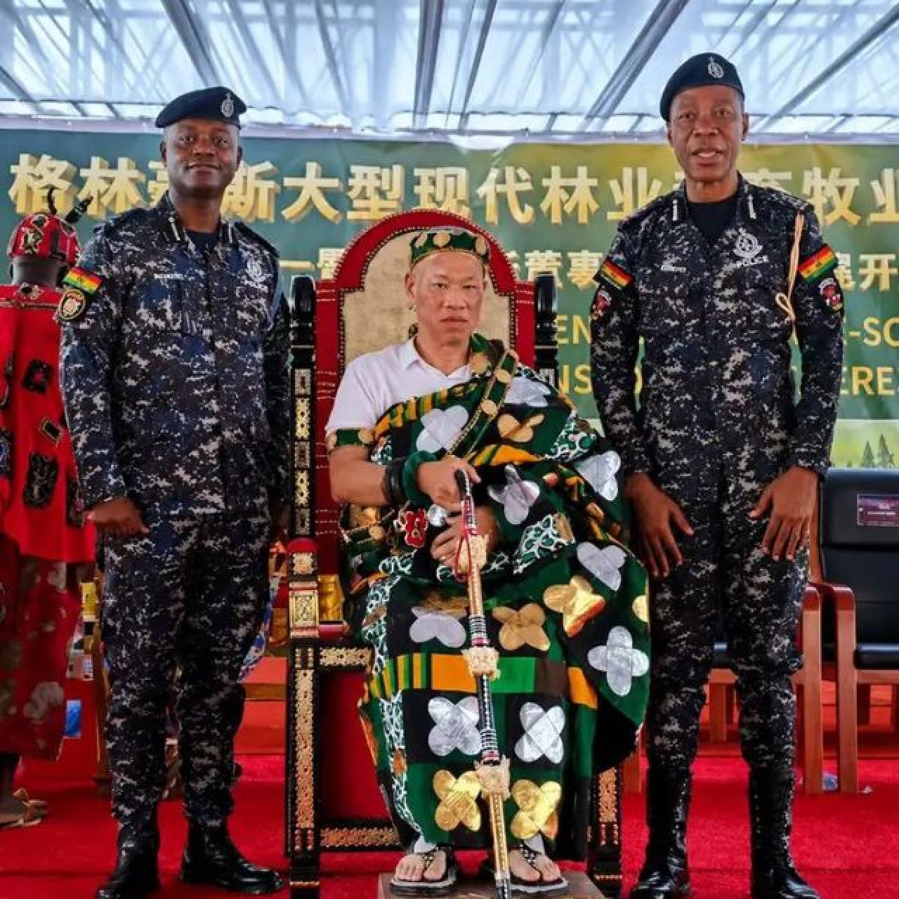 Raia wa China, Zheng Xiangming ateuliwa kuwa Chifu nchini Ghana kwa kutoa fursa za ajira