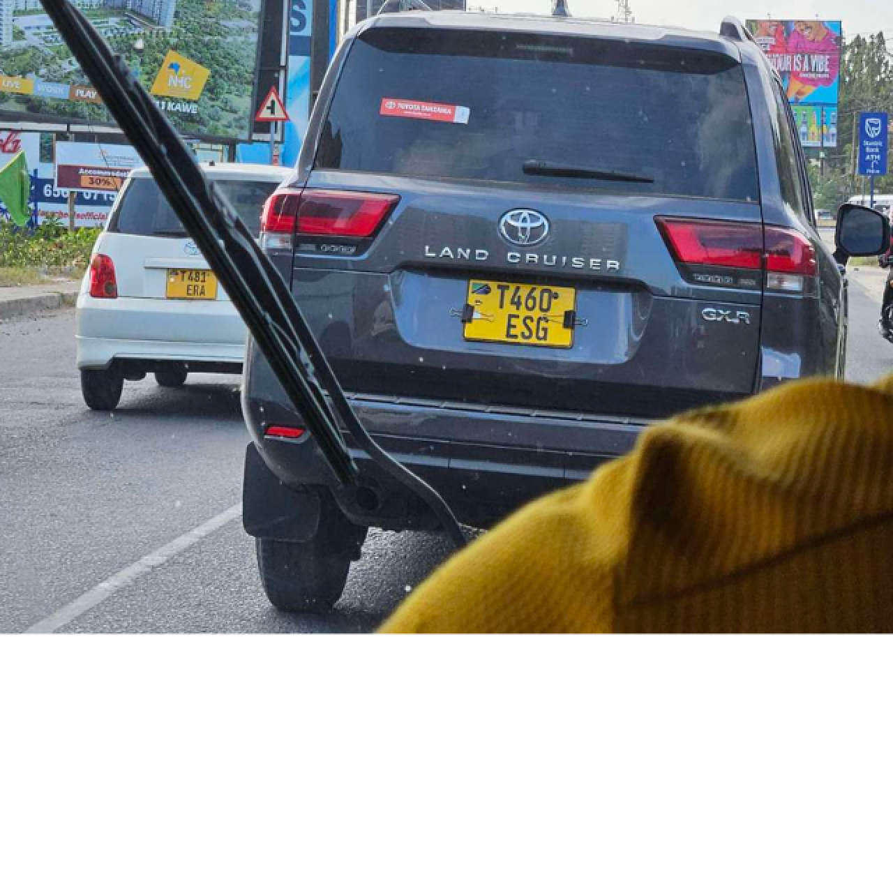 Sheria inasemaje kuhusu watu kuwa na plate number za kubandika na kubadili watakavyo?
